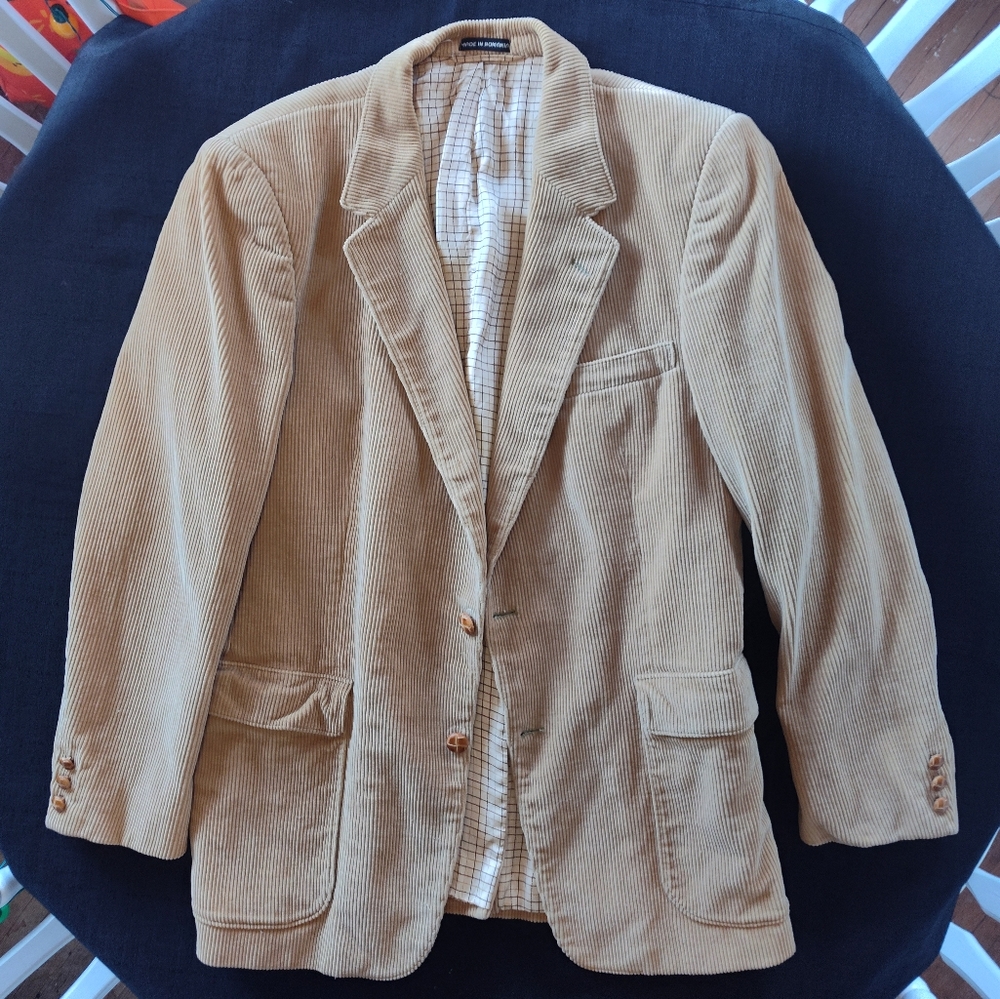 Men's tan corduroy blazer